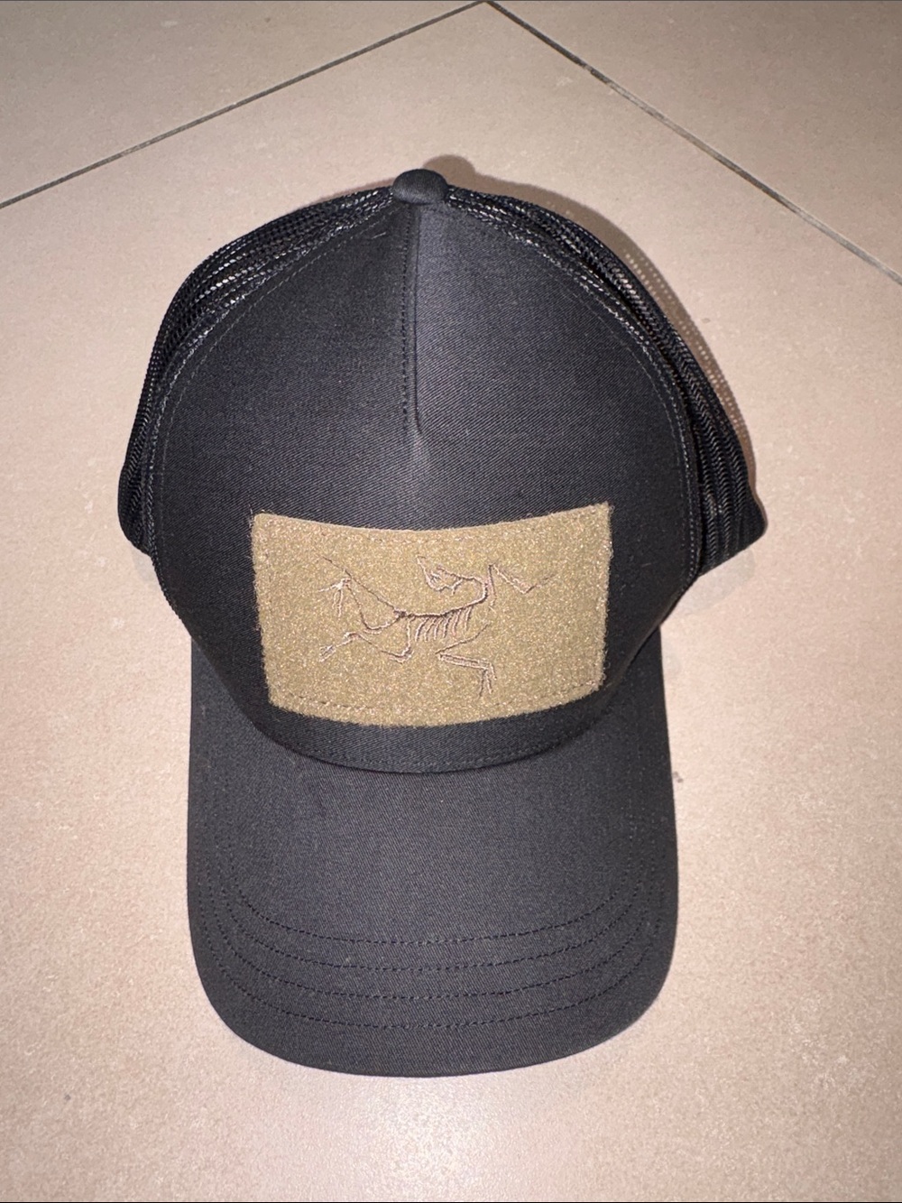 Arcteryx LEAF Black Marketing Curved Brim Trucker Cap TAN velcro embroidered.NEW - Picture 3 of 16